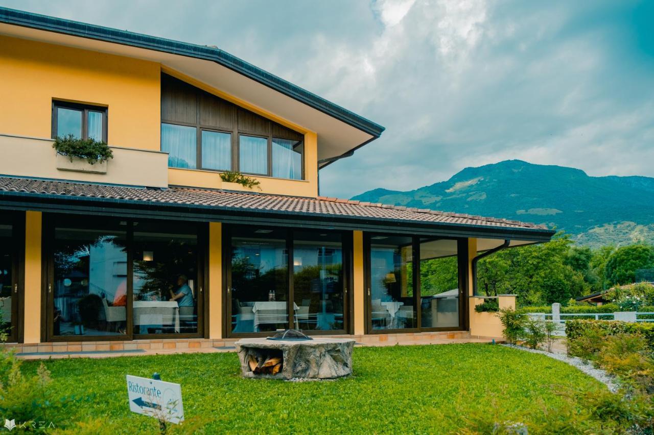 Casa Valcellina Hotel Ristorante Montereale Valcellina Екстериор снимка